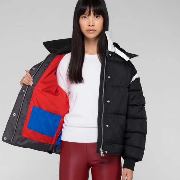 Biannual Cocoon Puffer in Black - Picture 4 of 6